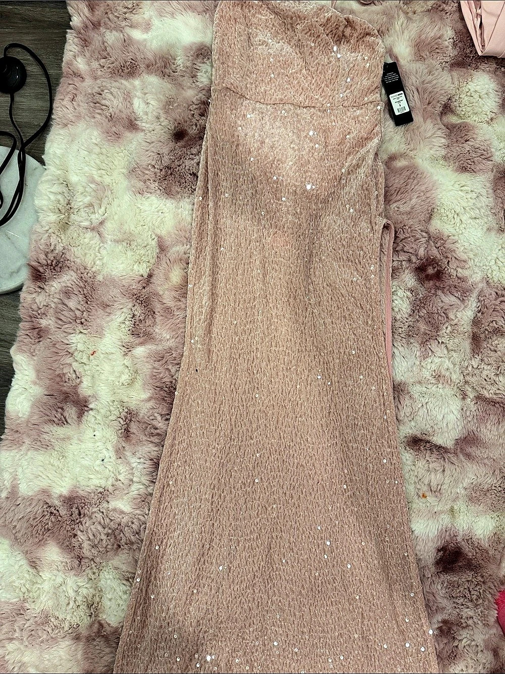 Fashion Nova Krissy Sequin Maxi Dress Sequin Maxi Dress in Pink Size Small NWT